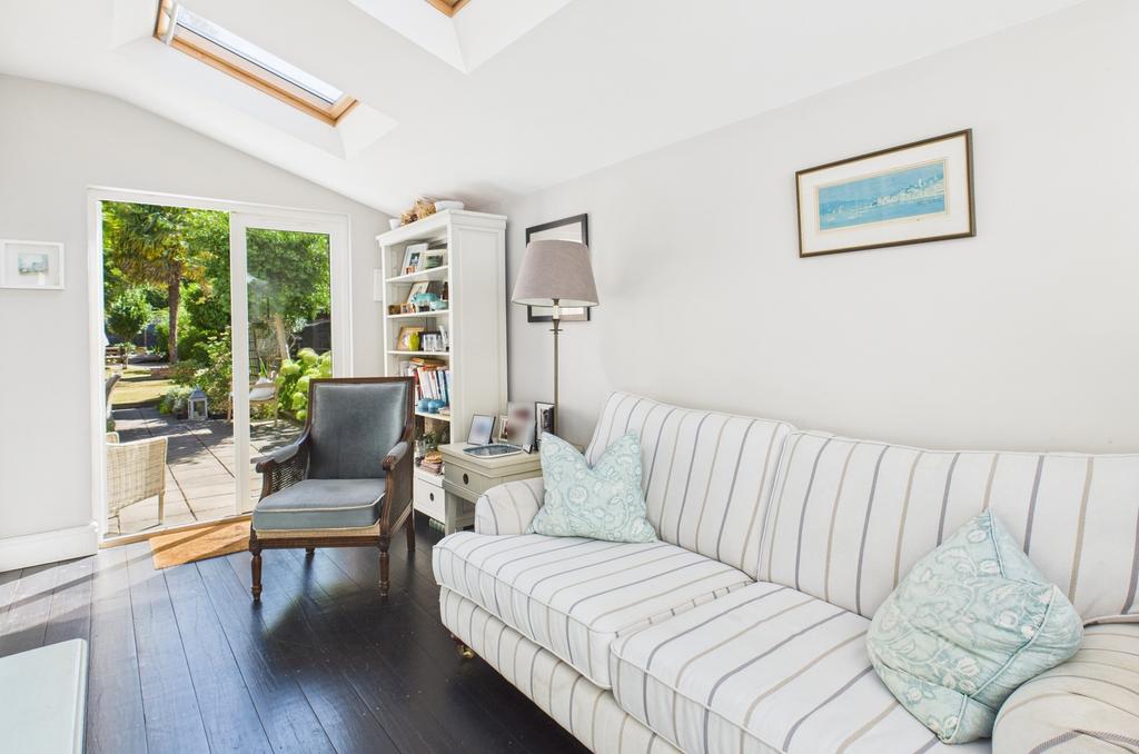 Cam02545 g0 pr0475 still013