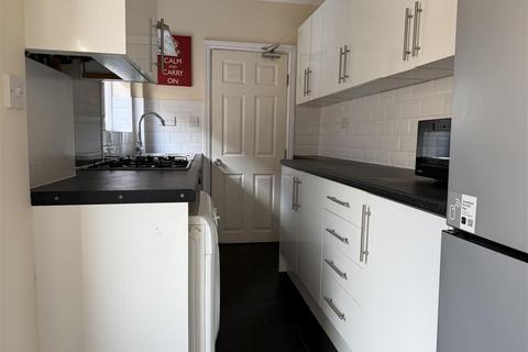 4 bedroom terraced house for sale, Charterhouse Road, Coventry * RENTAL INCOME OF £1450 PCM EXCLUDING ALL BILLS *