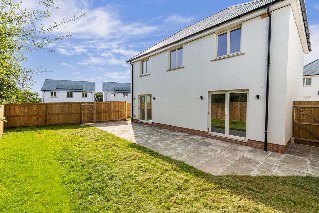 16 Alston Rise