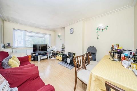 2 bedroom flat for sale, Chambers Lane, London NW10