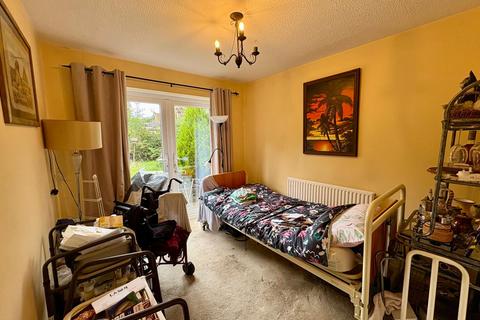 undefined, Shawbury Grove, Padgate, Warrington WA1 4JE, Padgate