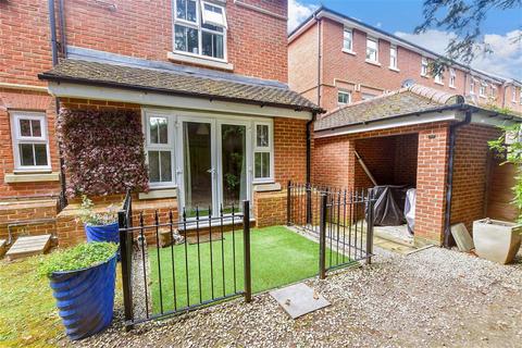 2 bedroom ground floor flat for sale, Braemore Lodge, Reigate RH2