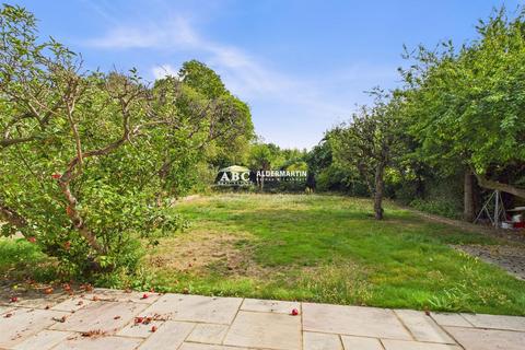 5 bedroom house for sale, Penshurst Gardens, Edgware