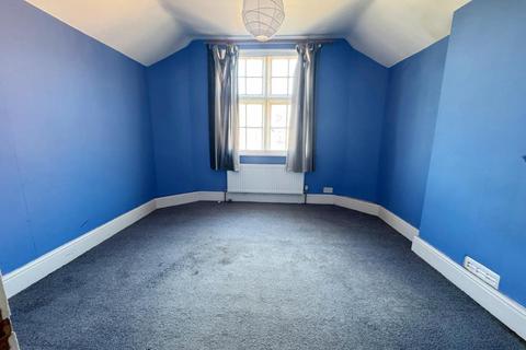 East Lodge Chart Road, Ashford, TN23 3BL