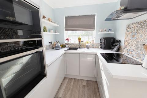 undefined, Oakwood Avenue, West Mersea, CO5 8