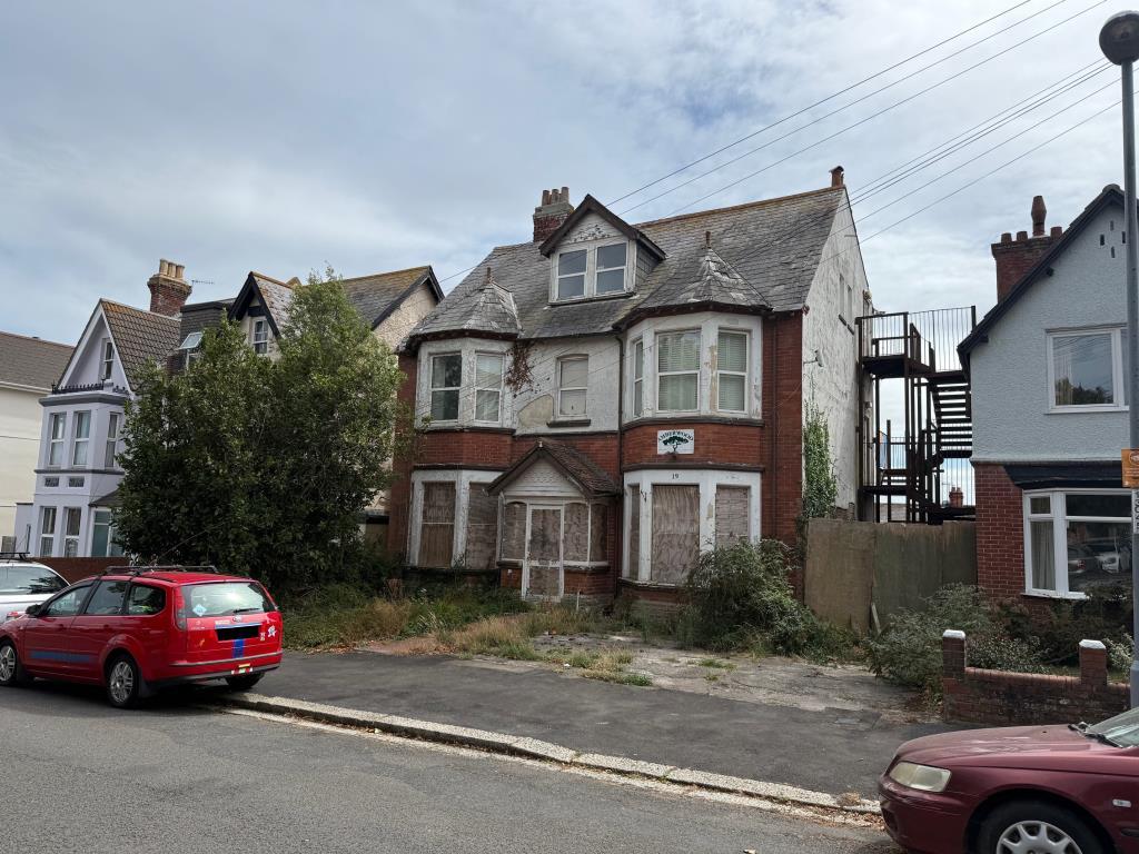 Front view from carlton road south