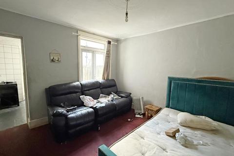 76 Balmoral Road, Gillingham, ME7 4QE