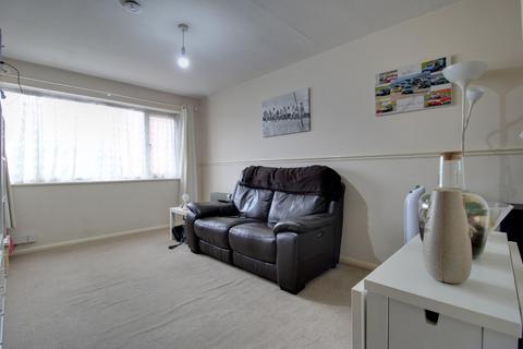 undefined, Dores Court, Swindon, SN2