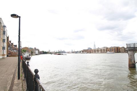 3 bedroom penthouse for sale, Rotherhithe Street, London SE16