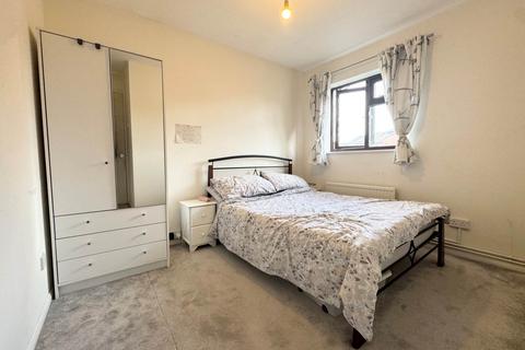 9 Webber Close, Elstree, Borehamwood, WD6 3HR