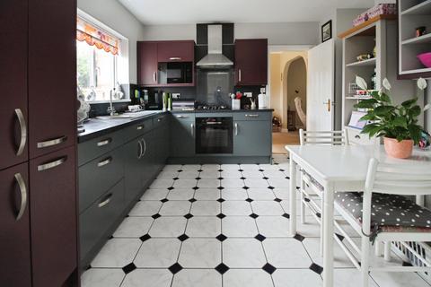 undefined, Fitzharding Road, Bristol BS20