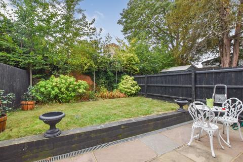 2 bedroom terraced bungalow for sale, Brights Path Almshouses, High Street, Maldon