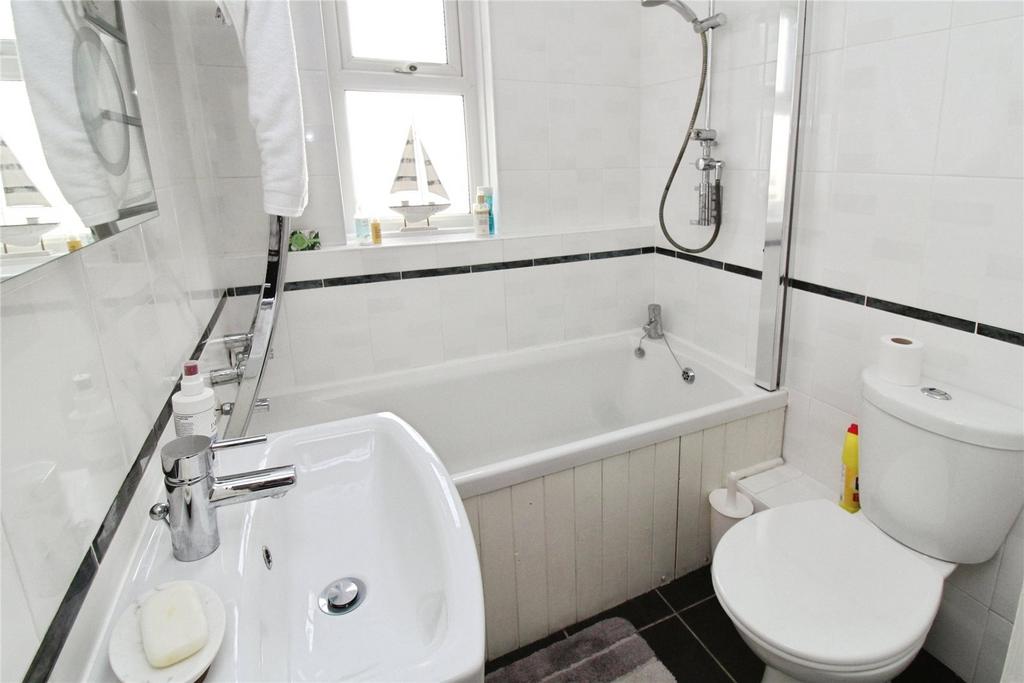 Family Bathroom/Wc