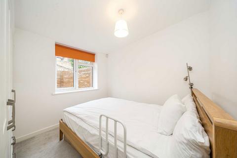 undefined, Oldfield Road, Hampton TW12