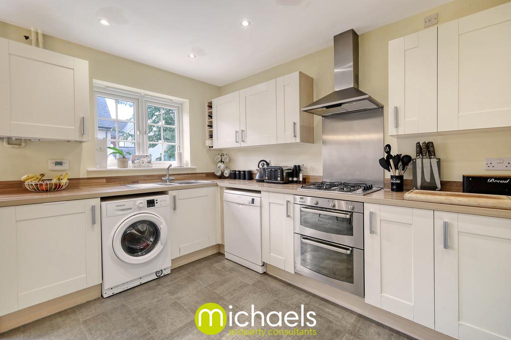 Kitchen/Dining Area