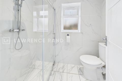 undefined, Burns Avenue, Southall, UB1