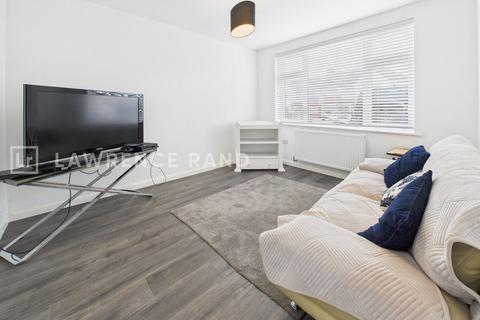 undefined, Burns Avenue, Southall, UB1