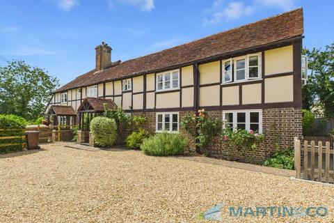 4 bedroom farm house to rent, Lower Street, Tonbridge TN11