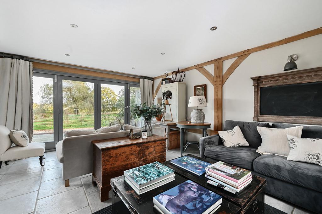 Partridge farm  partridge barn   starvecrow lane