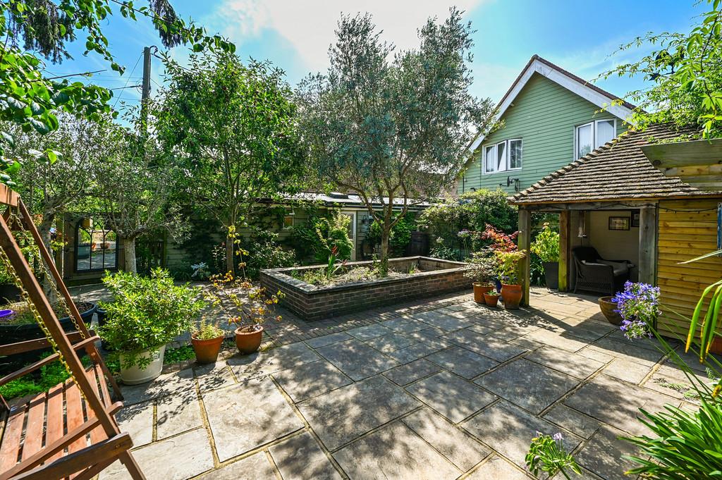 Crab apple cottage tn31 (24)