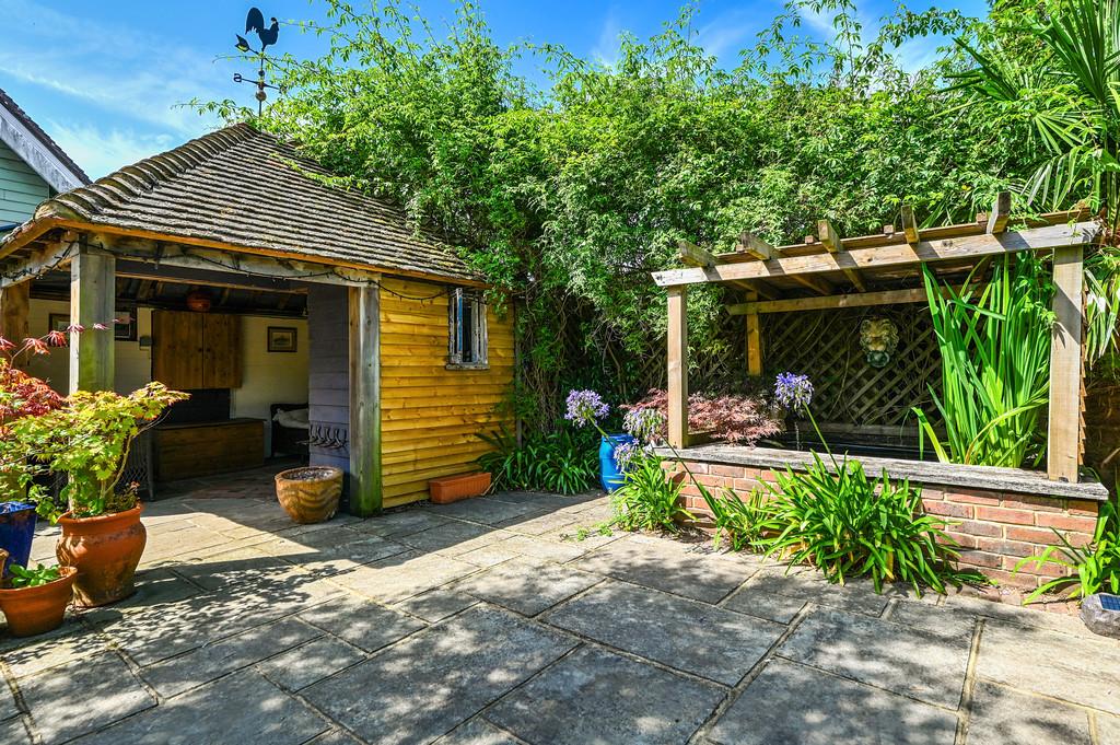 Crab apple cottage tn31 (21)