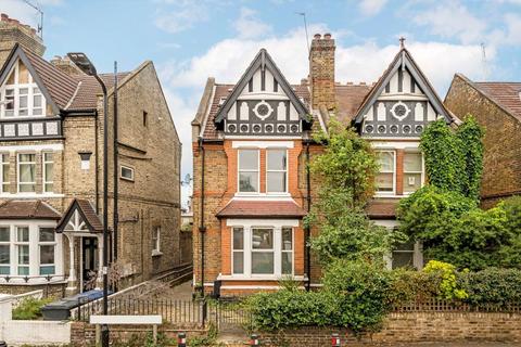 3 bedroom flat for sale, Broughton Road, London W13