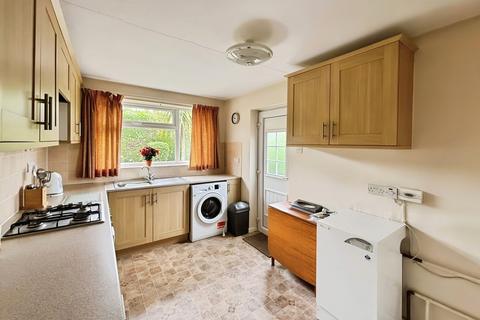 2 bedroom detached bungalow for sale, Claremont Road , Gainsborough