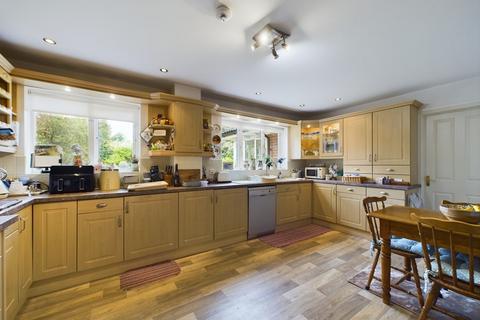 undefined, Mair Court, Moorgate