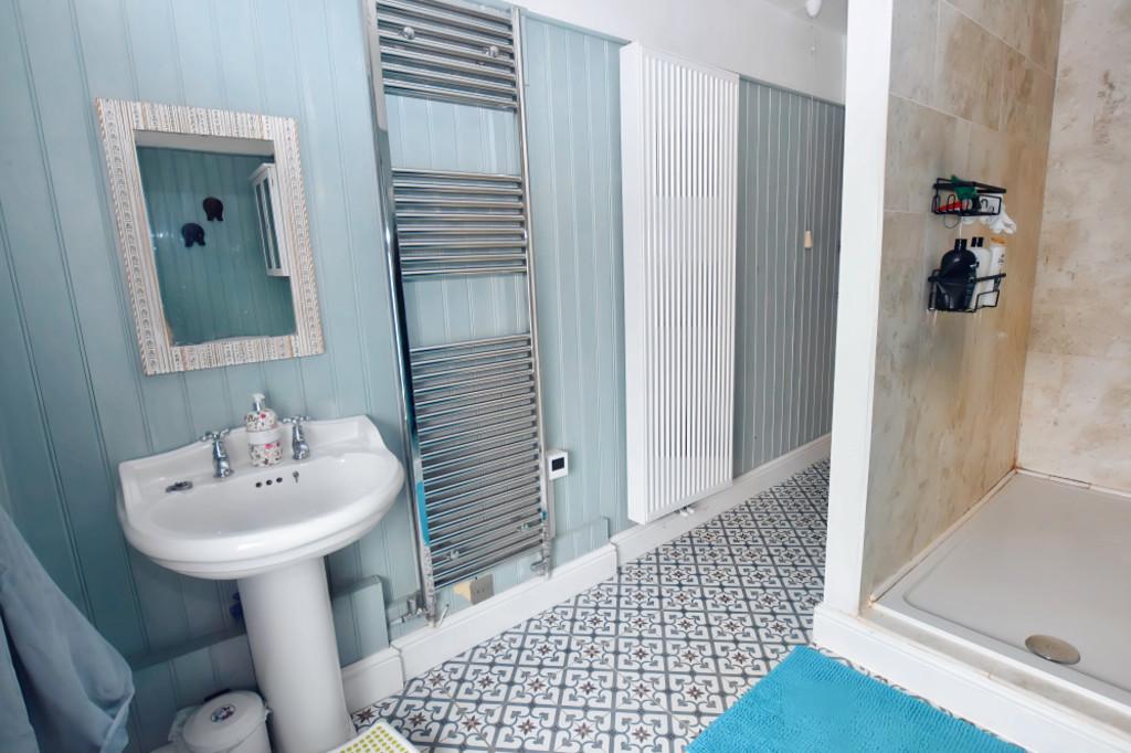Shower Room 2