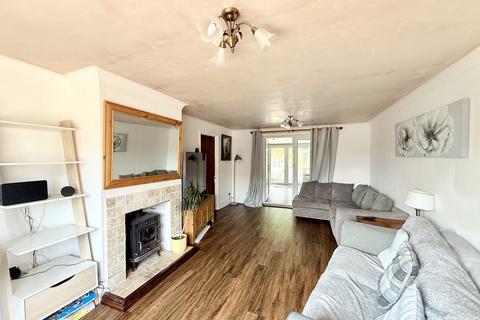 3 bedroom semi-detached house for sale, Calshot Close, Calshot, Southampton