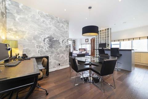 undefined, Saffron Hill, London EC1N