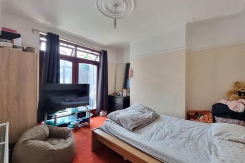 undefined, Pemberton Gardens, Romford