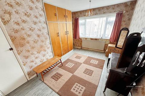 3 bedroom semi-detached house for sale, Clarence Road North, Benfleet