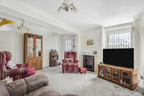 undefined, Den Crescent, Teignmouth, TQ14 8BG
