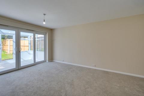 2 bedroom semi-detached bungalow for sale, Earls Close, Suffolk IP11