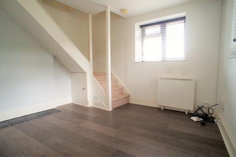 2 bedroom cottage for sale, Eastrop SN6