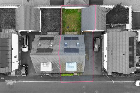 23 Barrington Way, Leeds, LS15 8GJ
