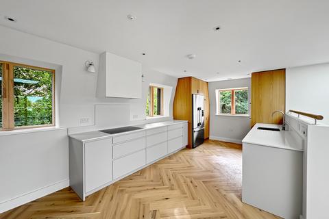 undefined, Hills Road, Cambridge CB2
