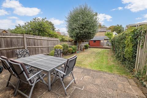 undefined, Robin Hood Lane, Sutton SM1