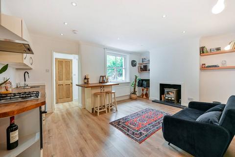 1 bedroom flat for sale, Cambridge Road South, Chiswick, London, W4