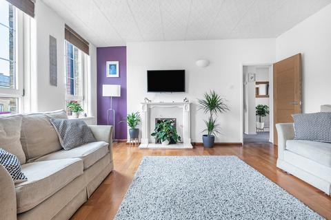 2 bedroom apartment for sale, Swan Road, London, SE16