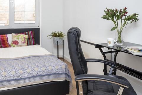 1 bedroom in a house share to rent, Albion Street, Leicester LE1