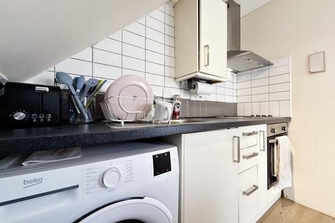 1 bedroom flat to rent, Bathurst Walk, Iver, SL0