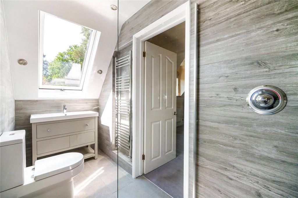 En-Suite Shower
