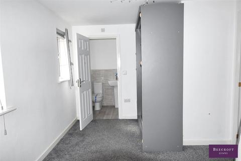 3 bedroom semi-detached house for sale, Lundhill Drive, Wombwell, Barnsley