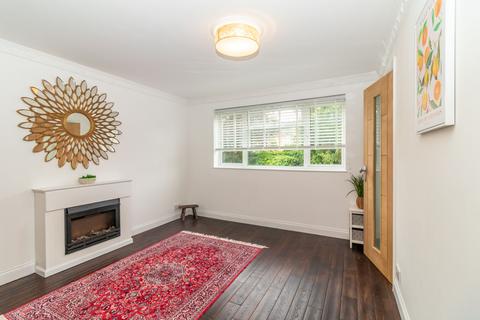 undefined, Chenies Close, Tunbridge Wells, TN2