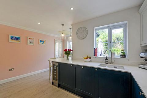 undefined, Dawes Close, Tonbridge, TN9