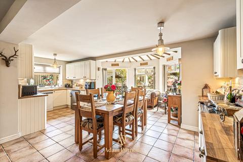 4 bedroom semi-detached house for sale, Brookside, Burbage, LE10