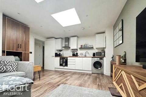 2 bedroom apartment for sale, Oxford Road, Aylesbury