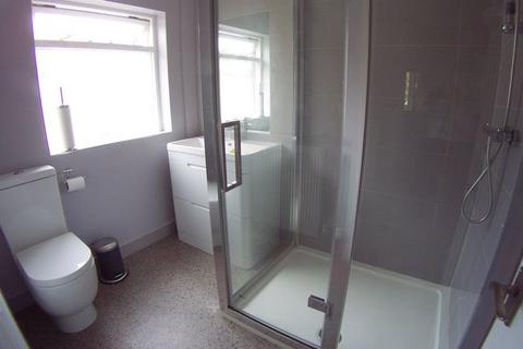 77 Hartley Avenue, Leeds, LS6 2HY